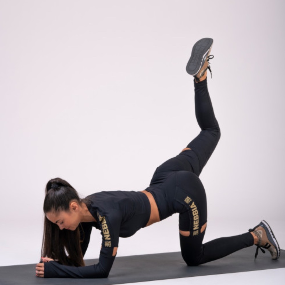 Nebbia Honey Bunny Leggings NWT